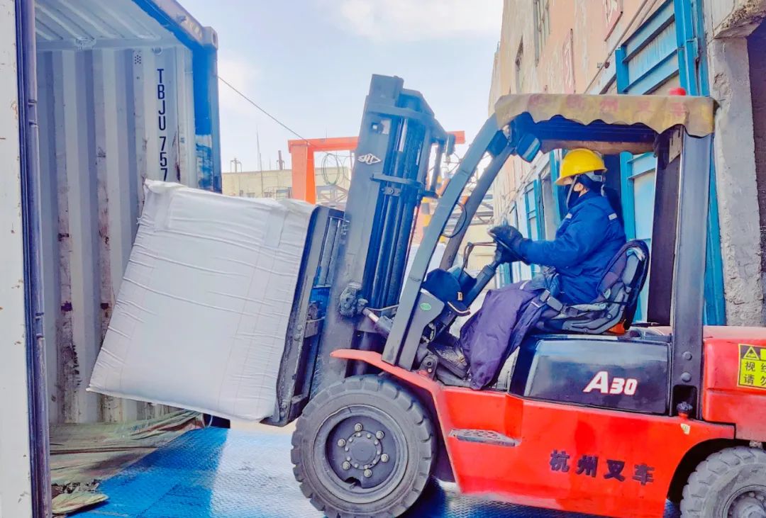 揚(yáng)帆出海！內(nèi)蒙宜化開啟綠色物流新模式(圖4)